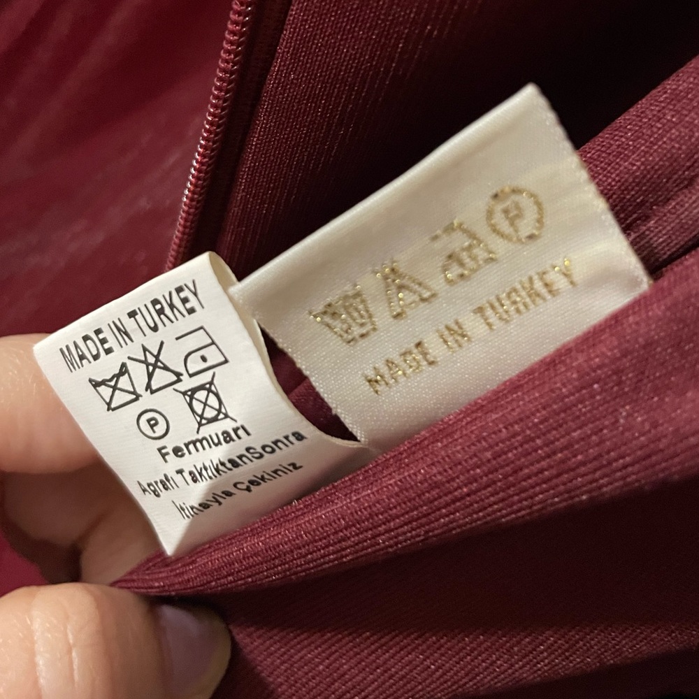 Bridesmaid dress custom made size 40 burgundy